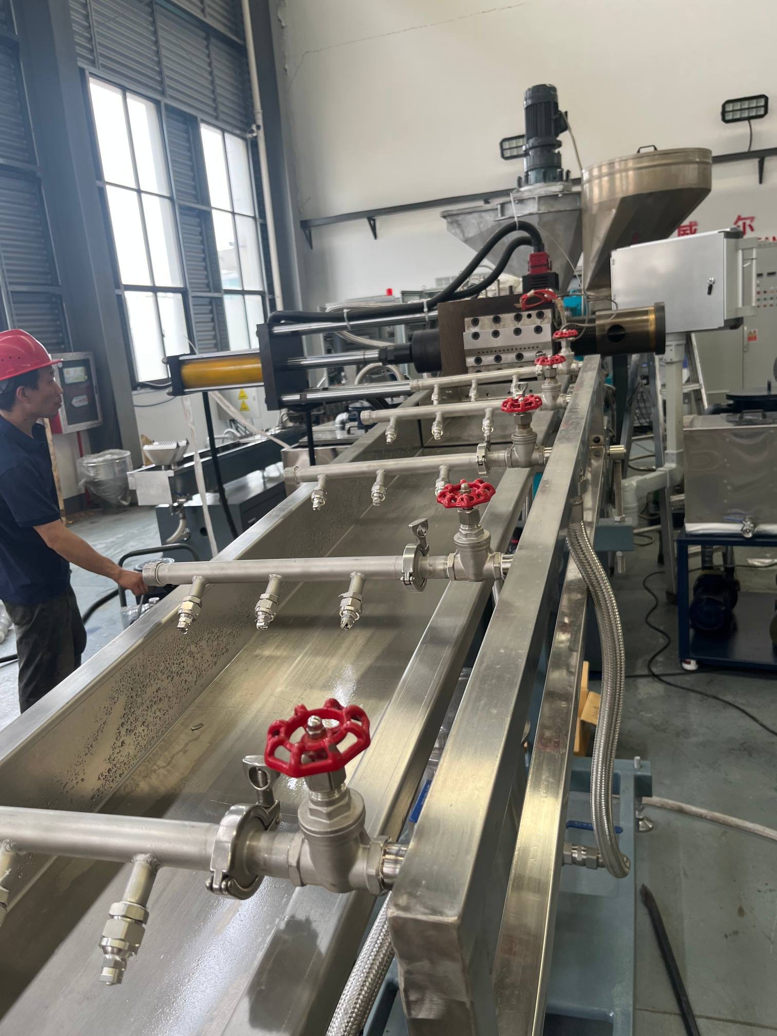 65Dtwin screw extruder granulator under water strand pelletizing 65Dtwin screw extruder granulator under water strand pelletizing